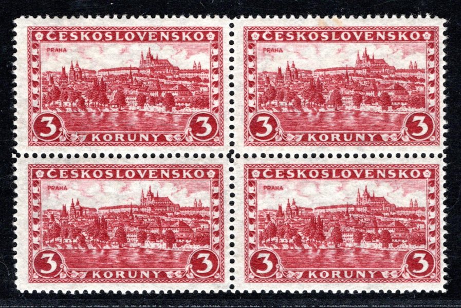 226 x ; 3 koruna   pergamenový papír s P 6 ; pěkný 4- blok 