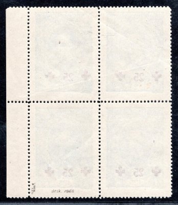 172 DV, TGM, krajový čtyřblok s krátkou příčkou, modrá 125 h, zk. Vr, vrása mimo krátkou 2- vzácné