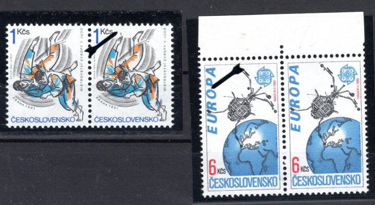 2967 + 2976 ; Judo a Vesmír DV 22/2 "čárka nad rukou" a DV 3/1 "modrá skvrna v O"