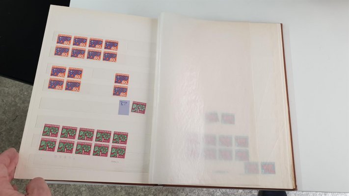 ČSSR II - Sbírka 10 x Album A4 - nafoceno - velmi vysoký katalog nafoceno 
