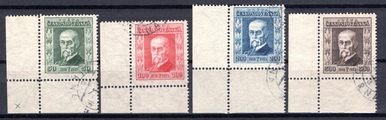 176 - 9, Jubilekní rohové