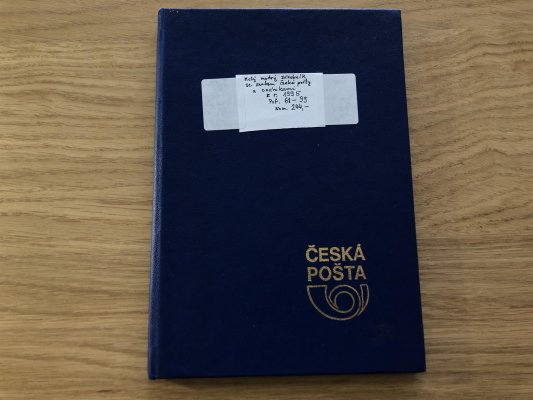 ČR , dva malé modré zasobníky se znakem České pošty se známkami roku 1994 (č.30 - 60), 1995 (č.61 - 99) nominál, 435,-