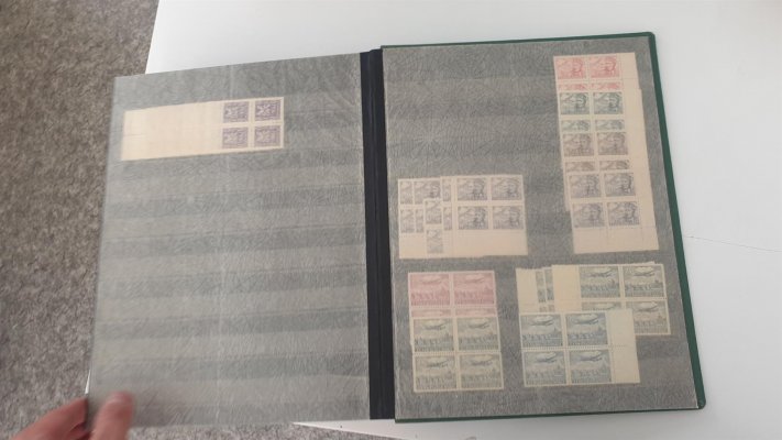 ČSSR II -7 x  album  - doporučujeme osobní prohlídky, vhodné k dalšímu zpracovaní  - velmi vysoký katalog - nafoceno ( 83 fotek) 