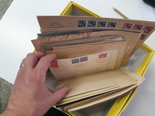 Protektorát - sbírka protektorátních razítek na obálkách v krabici - větší množství 