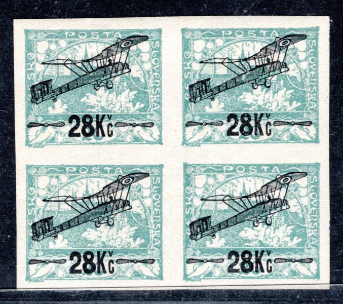 ZT 28 kč / 20 h 4-blok , dolní známky bez nálepky, zk. Gilbert - známky s obtisky přetisků, ve 4 bloku je v aukci výjimečné, vzácné a hledané 