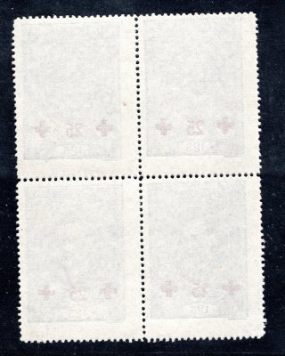 172 ST, Červený kříž, TGM, 4 blok se spojenými typy I+II, modrá 125 h