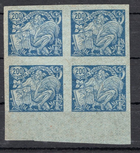 174 N ZT, typ II, nezoubkovaný, krajový 4 blok , namodralý papír, modrá 200 h