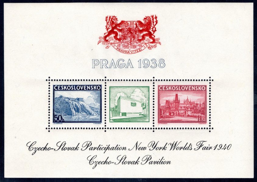 AS 9b, přítisk na aršíku 342/3 PRAGA 38 se zeleným výstavním pavilónem uprostřed, pro výstavu NY 1940, znak červený, text černý