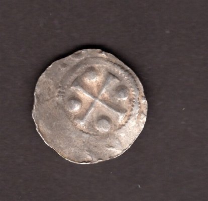 1 Denár okolo 970 OTTO II.-III., Bonh#1726, Kluge#35 Ag 1,49g varianta kříž s tečkami a kostel s křížem