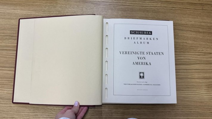 USA 1861- 1995, ve dvou svazcích, doporučujeme osobní prohlídku, částečně nafocveno, doporučujeme osobní prohlídku 