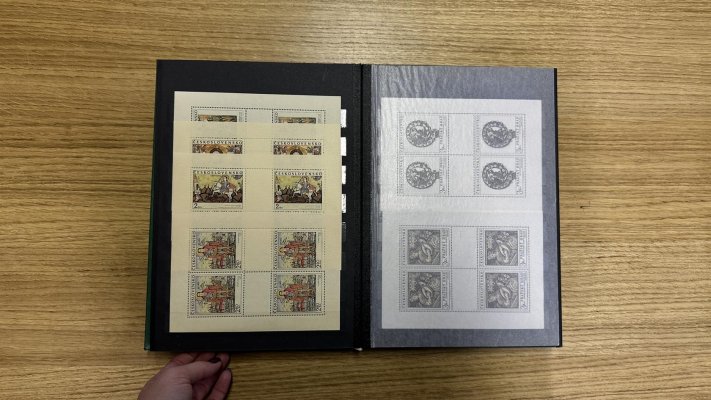 ČSSR II, plné album umění PL (4) obsahující i 1574 - 1579 PL (4), vysoký katalog, nafoceno