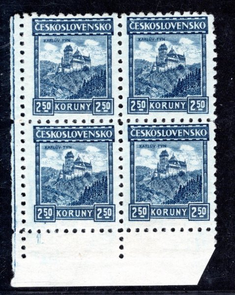 222, hrady, krajiny, města, rohový 4blok s DČ 1, Karlštejn, modrá 2,50 Kč