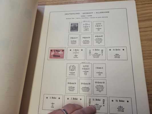 Německé kolonie, sbírka na listech Schaubek: Čína, Togo, převážně emise Císařská jachta včetně sérií s 5 RM bez průsvitek, vyšší katalogová hodnota, několik známek razítkovaných, nafoceno, (katalog dle majitele cca 4000 EUR), zajímavá sbírka s populární emisí