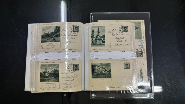 ČSR I, celiny CDV - včetně 69 ! , čísla 1 - 407, chybí 5A, 24 B, 53 A, 59 X, 102 A, 121 A, 229 B, 234 B, 103 B, 216 x. Katalogová cena 19 916 Kč 