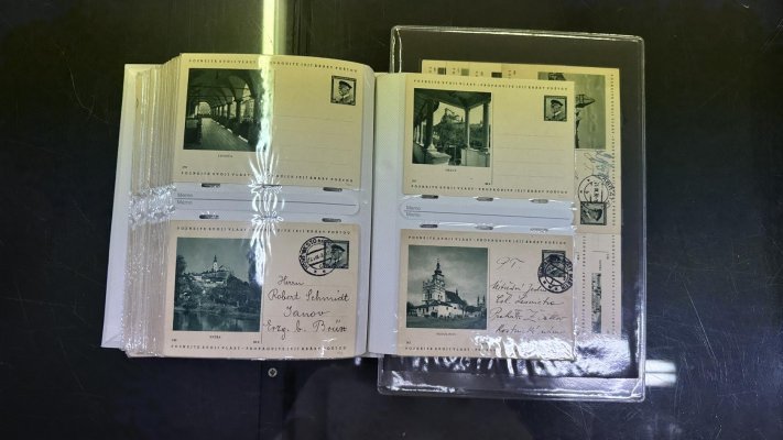 ČSR I, celiny CDV - včetně 69 ! , čísla 1 - 407, chybí 5A, 24 B, 53 A, 59 X, 102 A, 121 A, 229 B, 234 B, 103 B, 216 x. Katalogová cena 19 916 Kč 