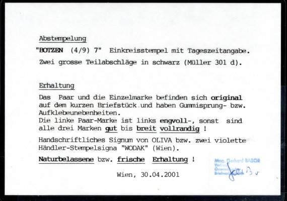 2 X III Michel, 2 Kr černá, I. emise na výstřižku se třemi známkami, (známka + dvoupáska).Dvoupáska přelepena přes jednotlivou známku. Všechny známky plný střih, zkoušeno Oliva + Atest Babor