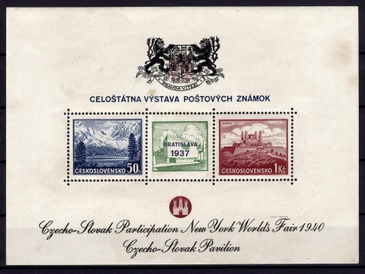 AS ZTa, přítisk na aršíku A 329-30, pro výstavu NY 1940, zelený pavilón uprostřed, znak černý, text černý, hnědé skvrnky, vzácná kombinace