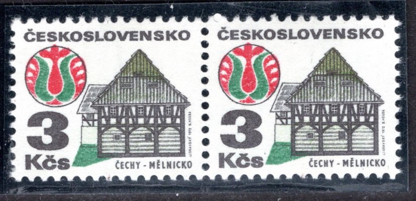 1966 Lidová architektura 3 Kčs, vodorovná dvojpáska s částečně vynechanou sv. zelenou barvou (zcela chybí v průčelí budovy a do poloviny ve střeše), jedna z objektivně nejvzácnějších výrobních vad na této emisi, poprvé v aukci, dokonalý stav luminiscence (papír fl1), neopakovatelná nabídka! je známo pouze 10 exemplářů, nyní nabízeno dva kusy ve dvoupásce! Atest Arbeit